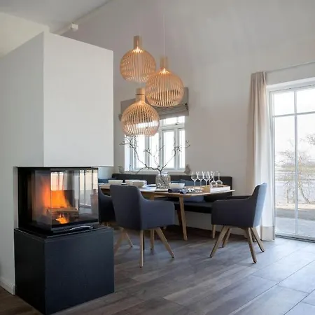 Reetdorf Geltinger Birk Atelierhaus Moorflechte * Nieby (Nieby, Schleswig-Flensburg)